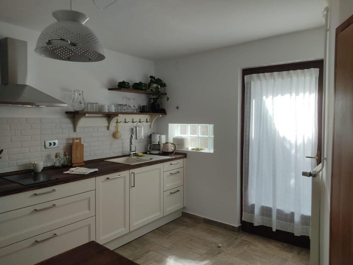 Apartment Vesna With Terrace Baška Eksteriør bilde